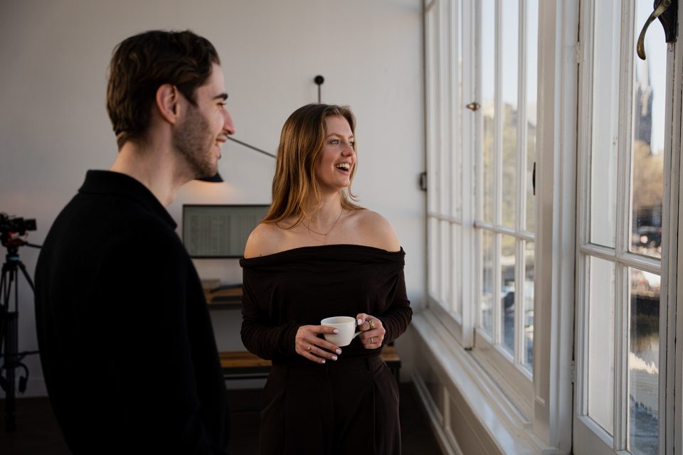 One-on-one conversation between an entrepreneur and a TaxMate adviser